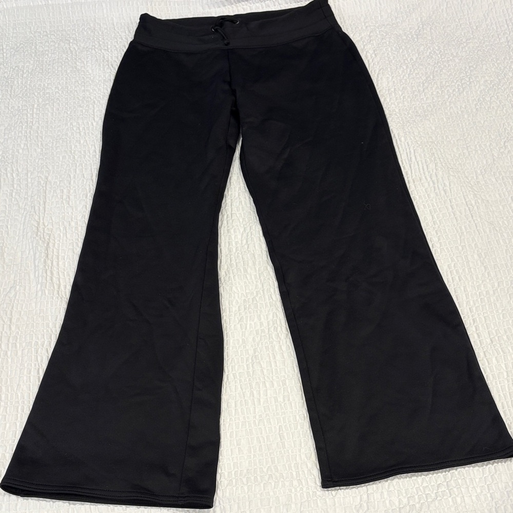 Black Wide-Leg Fleece Pants